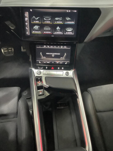 Audi Q8 Sportback E-Tron 0.0 55 S-Line Quattro