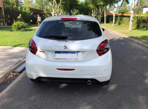 Peugeot 208 1.6 Feline 2018