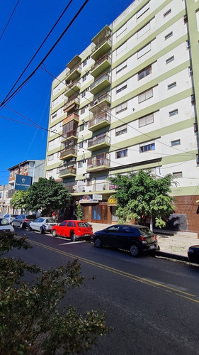 Imagen 2 de 13 de Vendo Depto 3 Ambientes Frente Excelente Estado