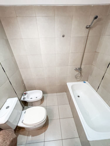 Departamento Monoambiente Con Balcon Interno