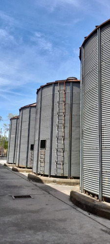 Silos Para Granos O Almacenaje