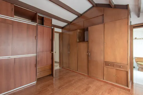 Casa En Venta En Alhambra. Cod V4582