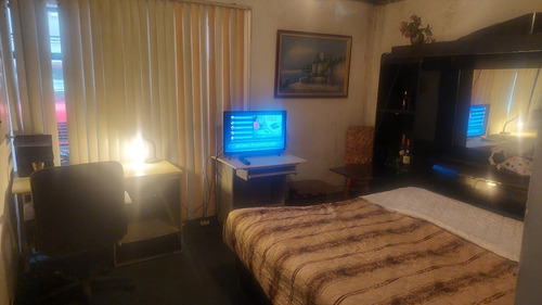 Imagen 3 de 7 de Dormitorio Amueblado Con Todos Los Servicios