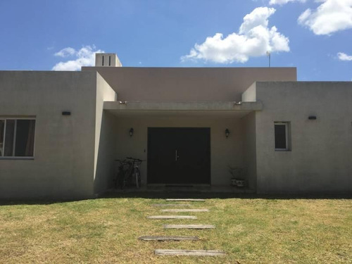 Casa En Venta Ubicado En San Agustín, Villanueva, Tigre
