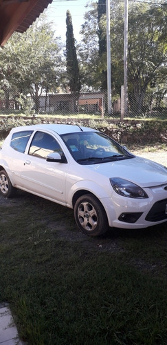 Imagen 10 de 14 de Ford Ka 2013 1.6 Pulse Top 95cv
