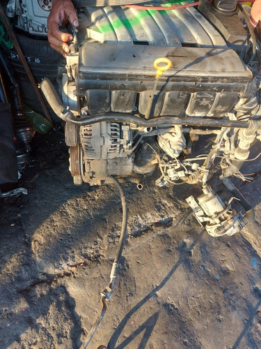 Base De Alternador Y Compresor Jetta Mk6 Motor 2.5 (Usado)