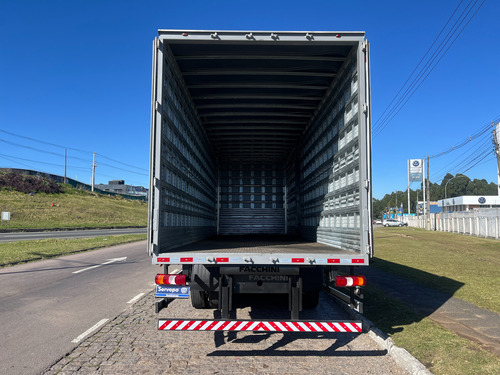 Mb Atego 2426 Ano 2021/21 - Mercedes Benz - Truck 6x2 - Baú