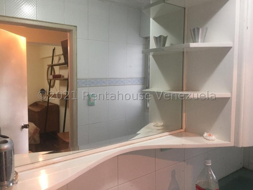 Imagen 12 de 20 de Apartamento En Venta En Cumbres De Curumo 21-22875 Gustavo Nieves 0412 6057058