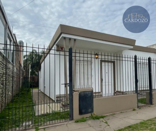 Imagen 2 de 5 de Casa 3 Ambientes En Merlo - Escritura - Todos Los Servicios