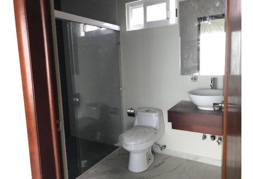 Imagen 7 de 12 de Casa Sola En Venta Fracc. Residencial Caletto