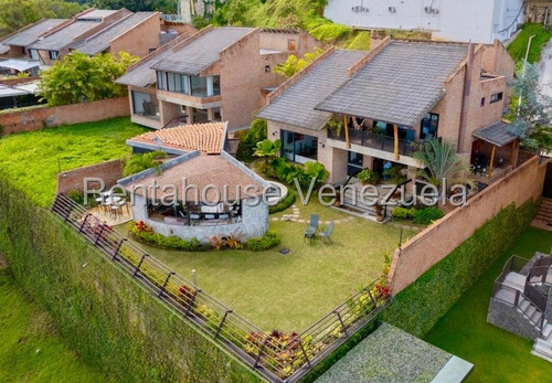Casa ( 3 Niveles / Remodelada) Venta Alto Hatillo ( Urb. La Hatillana) Mls-25-8876