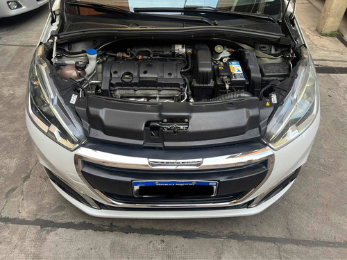 Imagen 10 de 10 de Peugeot 208 2017 1.6 Feline