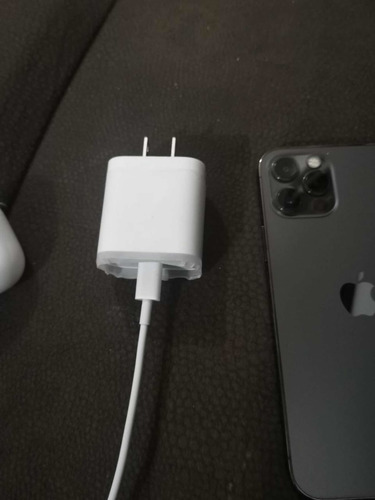 iPhone 12 Pro (Usado)