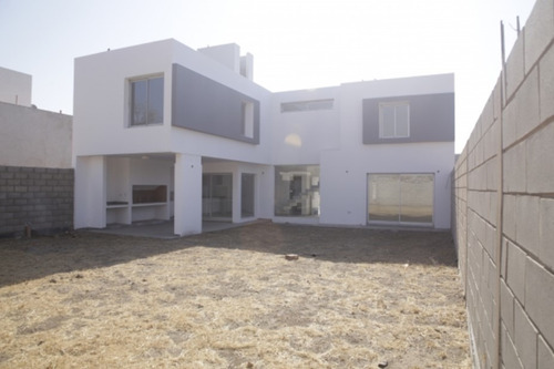 Imagen 2 de 7 de Albañil, Albañileria En General, Construccion