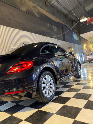 Imagen 4 de 7 de Volkswagen Beetle 2014 2.0 Sport Dsg