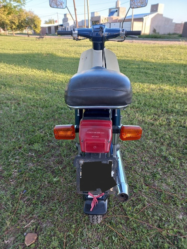 Imagen 8 de 8 de Honda C90