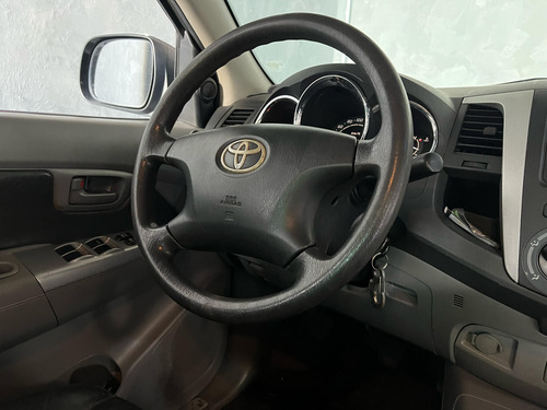 Toyota Hilux 2.7 SR 4X2 CD 16V GASOLINA 4P MANUAL