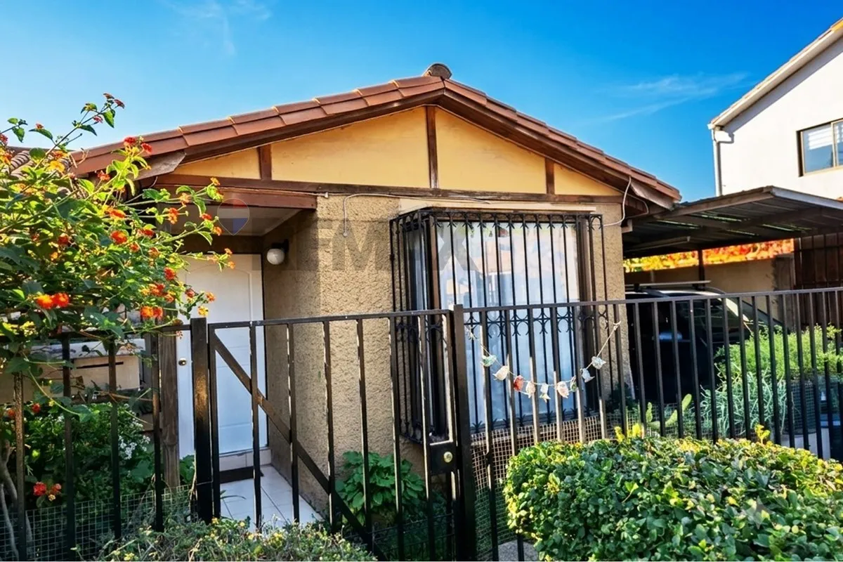 Imagen 1 de 25 de Venta De Casa En Maipú, Condominio