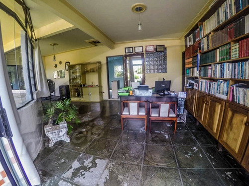 Excelente Chácara Com Cerca De 1.344,07m², No Bairro Nossa Senhora Da Paz Em Balneário Piçarras/sc (cód. 7977) - 3577977v