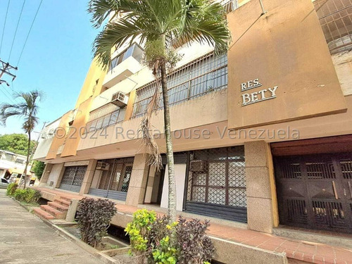 Julio Latouche 25-1485 Local Comercial En Venta Av. Monte De Ocas Padre Alfonzo, Cinco Aire Acondicionados, Excelente Ubicación.