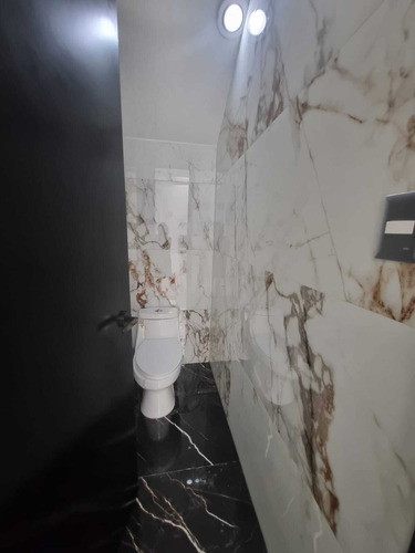 Hermosa Casa En Venta