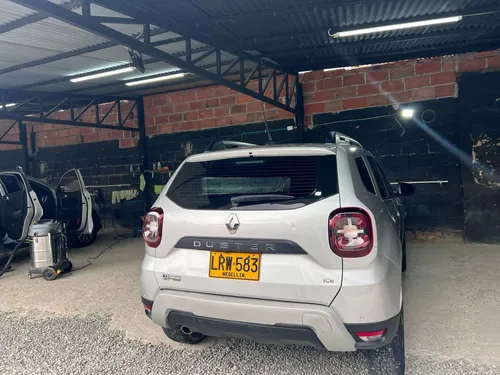 Renault Duster 1.3 Intense Cvt