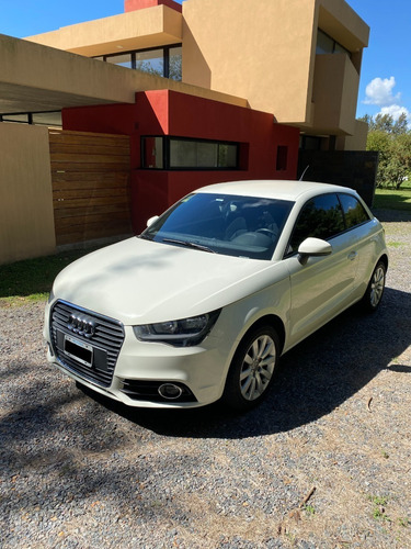 Audi A1 1.4 Tfsi Ambition + Carplay & Androidauto!
