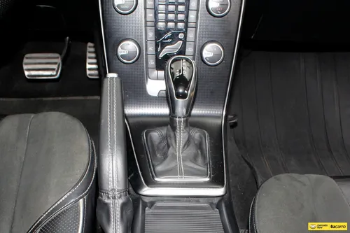 Volvo V40 2.0 T4 R-Desing Turbo
