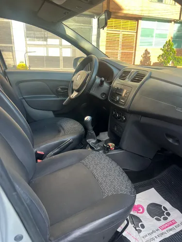Renault Logan 1.6 Expression