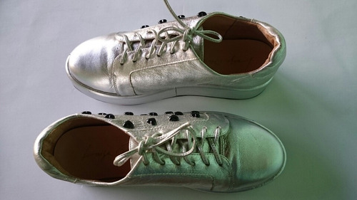 Tenis Flatform Couro Com Coracões Luiza Barcelos