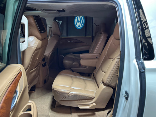 Cadillac Escalade ESV 6.2 Premium V8 8 Pas At