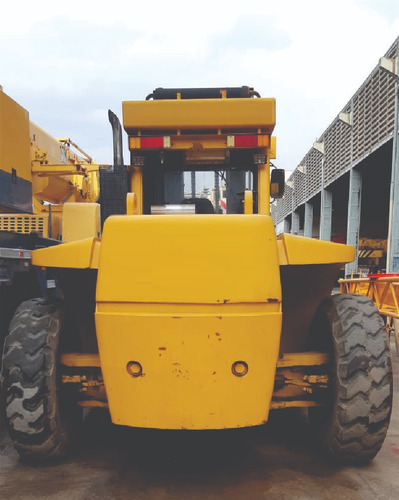 Empilhadeira Hyster Modelo H460 - 25 Ton. - 2690