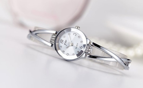 Reloj Pulsera Mujer Acero Elegante Con Strass Plateado Plateado Blanco