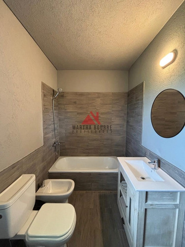 Casa En Venta En Santo Tomas, Pilar, G.b.a. Zona Norte