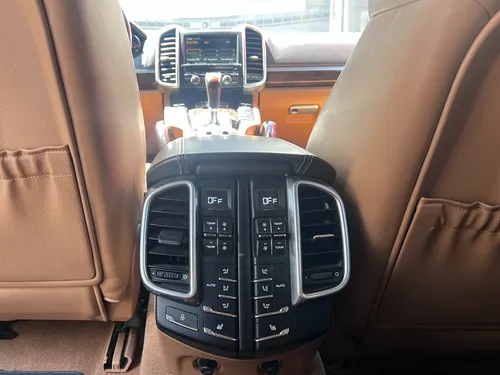 Porsche Cayenne 4.8 Turbo At