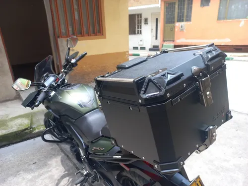 Dominar 400