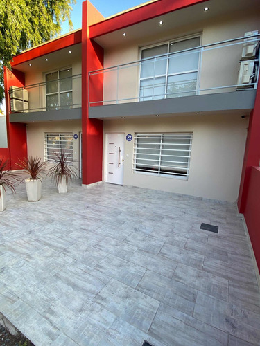Dúplex A Estrenar De 3 Ambientes Muy Amplios De 120 Metros
