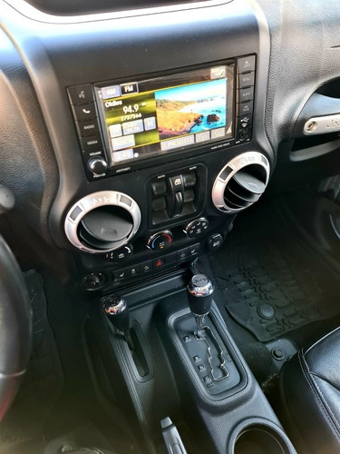 Imagen 9 de 15 de Jeep Wrangler 2016 3.6 Unlimited Sahara 4x4 At