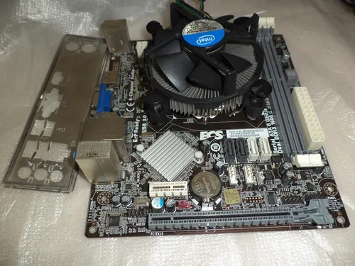 Board Ecs H81h3-m4 V.1.0+core I5 4460+disipador+8gb +rejilla (Usado)