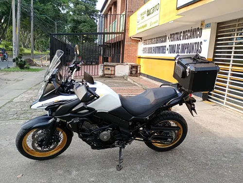 Suzuki V-strom 650 Xt 2022