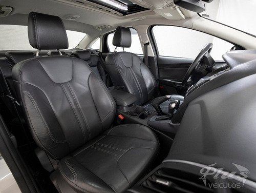 Ford Focus Sedan 2.0 Titanium