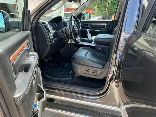 Se Vende !!! Ram Laramie 2019 Full, Equipo, Clima 4*4