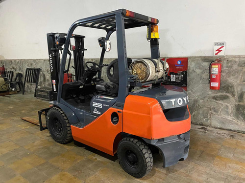 Autoelevador Toyota 8 Fg25 - 2016 No Clark Yale Mulita Cat