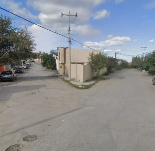 Casa En Recuperación, Los Bosques, Monclova, Coahuila. Laab2