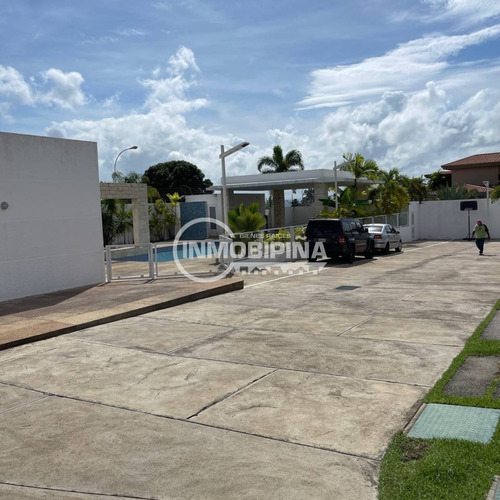 Imagen 14 de 17 de Town House Obra Gris En Venta Puerto Ordaz - Urbanización Los Saltos Dp