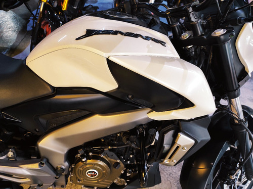 Motofeel Cdmx - Bajaj Dominar 400 @motofeelmx