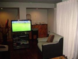Imagen 3 de 4 de Chalet En Tres Plantas, Excelente Estado - Lomas De Zamora