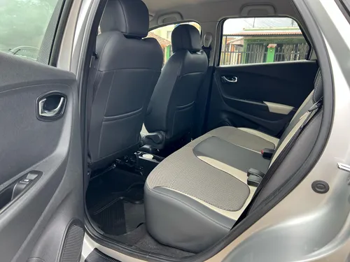 Renault Captur 2.0 Intens Automática