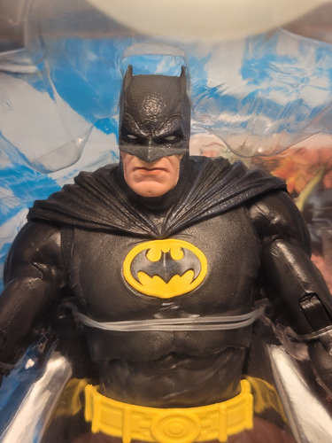 Batman- Jla- Dc Multiverse- ( Collect To Build Plastic Man) (Usado)