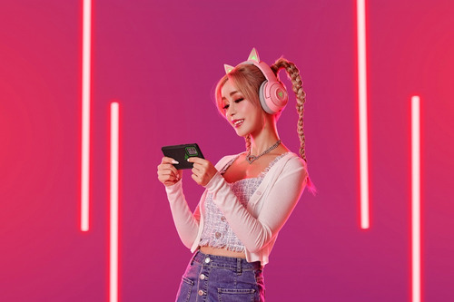 Imagen 6 de 10 de Auriculares Gamer Razer Kraken Bt Kitty Edition Quartz Inalámbricos Rosa Con Led Rgb